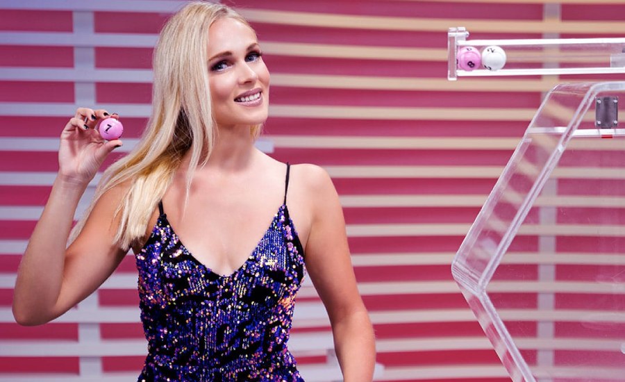 Mega 7 de Hollywood TV